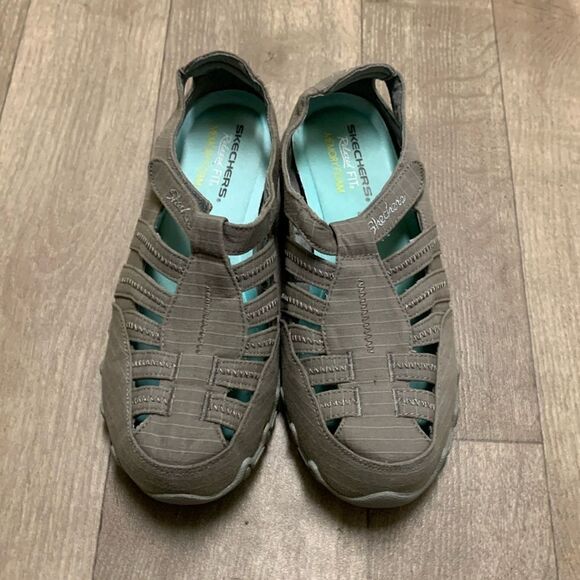 Womens Skechers Garibald Strap Relaxed Fit Memory Foam Shoes - Picture 1 of 7